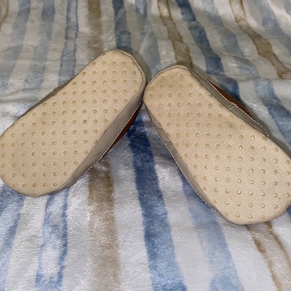 Shoes - Picture 3 of 3